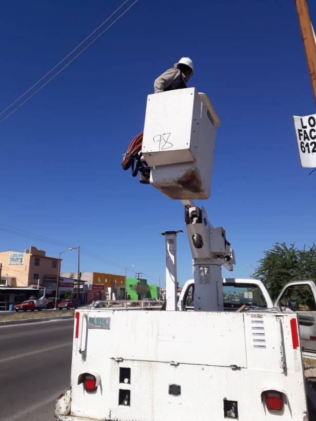 CUADRILLAS DE ALUMBRADO PÚBLICO  (2).jpeg