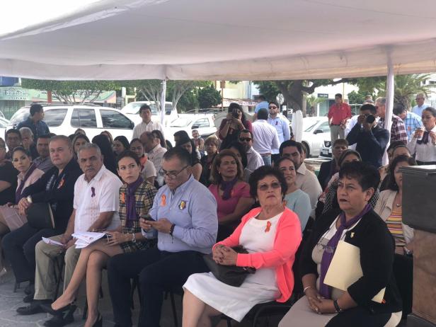 LUCHA CONTRA LA VIOLENCIA HACIA LAS MUJERES (2).jpeg