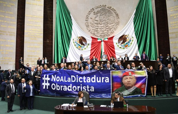 No a la dictadura.jpeg