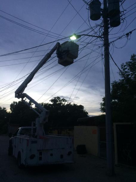 REEMPLAZO DE LUMINARIAS (2)
