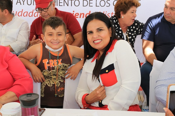 01 Mi compromiso acercar los servicios del Gobierno de Los Cabos a los ciudadanos...