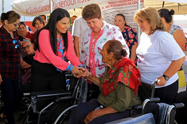 01 143 millones de pesos en obras de beneficio social_ Armida Castro 1