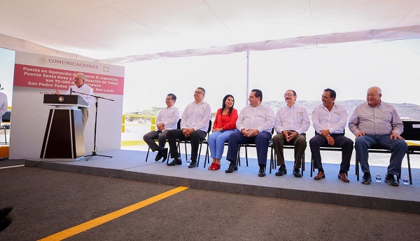 01 Ponen en operación Puentes el Cajoncito, Santa Rosa y Estabilización de Talud.