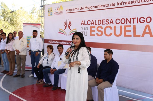 01 Programa Alcaldesa Contigo y en tu Escuela beneficia a 276 niños y niñas de La Ribera.
