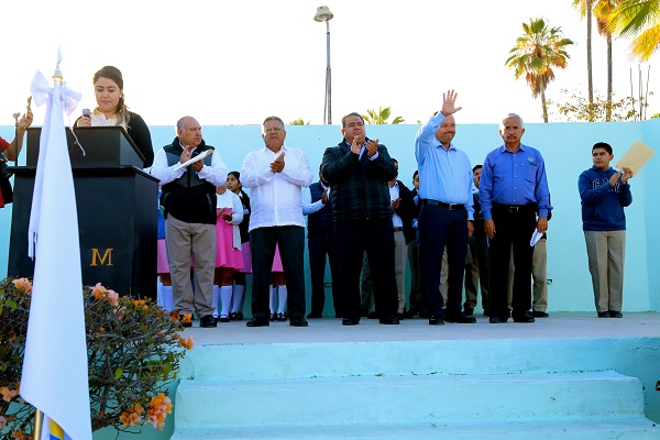 Abanderamiento de la escolta de la secundaria Ricardo Flores Magón3