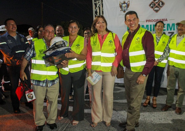 ILUMINEMOS LA PAZ (2)