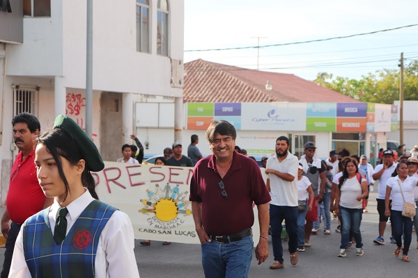 Participa Gobierno de Los Cabos en desfile con motivo al Día del Trabajo en CSL  3.JPG