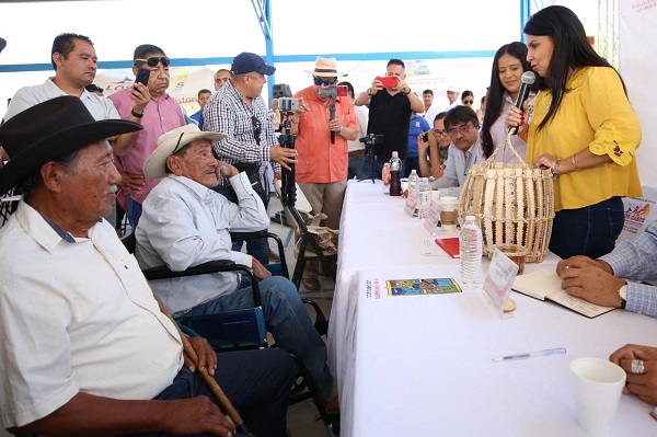 01 Anuncia alcaldesa Armida Castro Programa de Obras y Acciones para familias de la zona rural en CSL1.jpeg