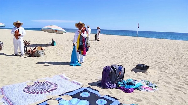 02 Se identificará por zonas a vendedores ambulantes de Los Cabos 2
