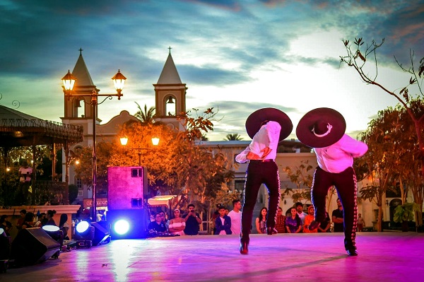 03 “Escuela y la Cultura” invita este viernes 14 de junio a su clausura de verano en la plaza Antonio Mijare.jpg