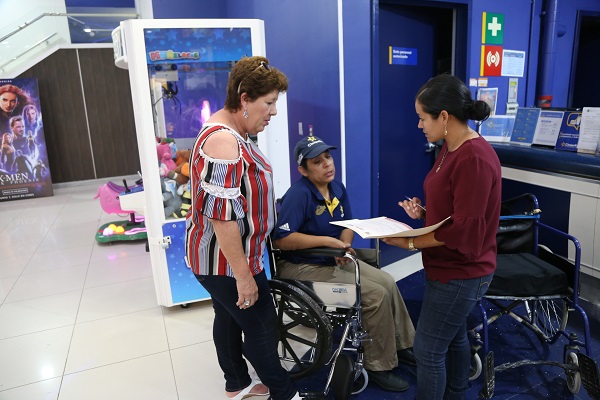 Agradece ciudadana beneficiada respuesta inmediata del Gobierno Municipal 2