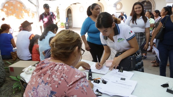 01 8 millones 906 pesos en Becas Municipales ha invertido la XIII Administración
