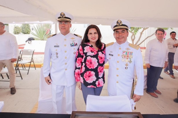 01 Contralmirante Jorge Medina Antonio nuevo Comandante del Sector Naval en Cabo San Lucas    .jpeg