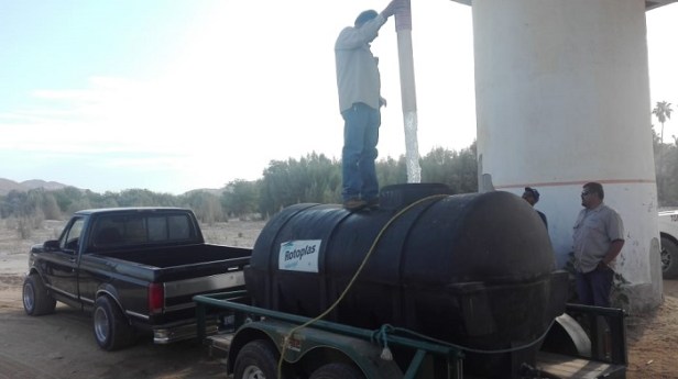 03 Gobierno Municipal realiza entrega de agua potable a las comunidades de la zona rural .jpeg