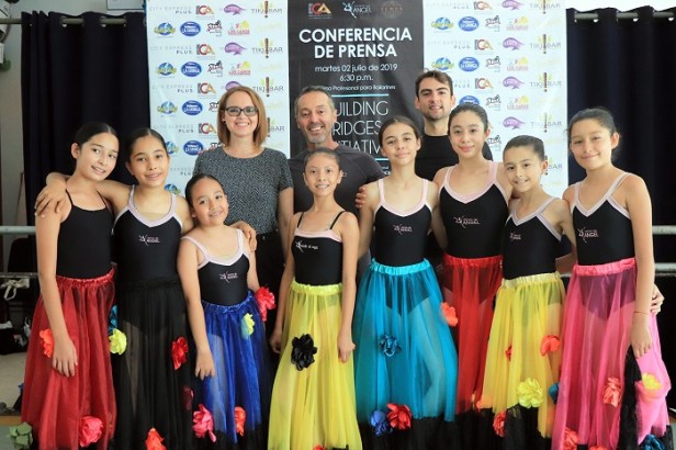 05 Bailarines de Danza Internacional capacitan a Artistas del Municipio de Los Cabos .jpg