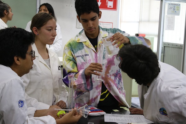 Clubes-de-ciencia- (3)