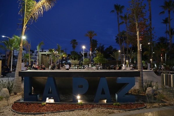 SETUES_ NOCHE PEGAJOSA