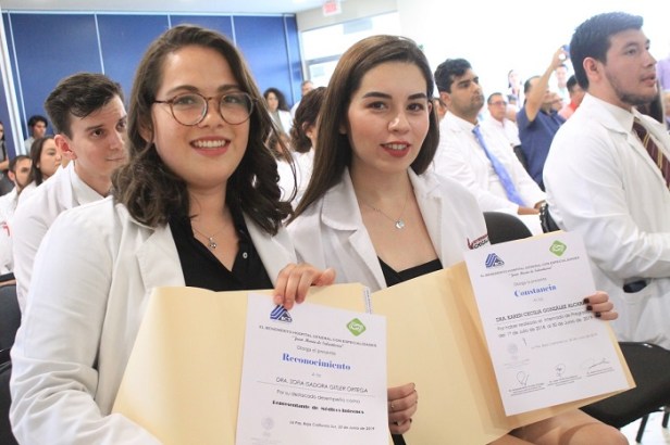 SSA_GRADUACIÓN MÉDICOS BCS.jpg