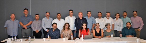 STDS_ REUNIÓN NOTARIOS .JPG