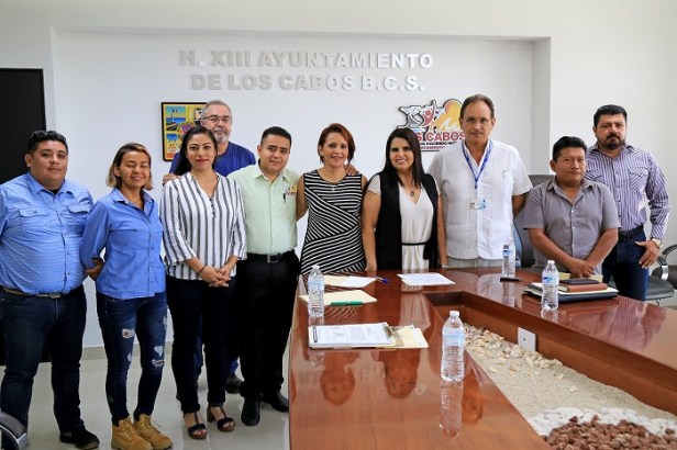 01 Alcaldesa Armida Castro toma protesta a los integrantes del Comité Pro Animal de Los Cabos 03.JPG