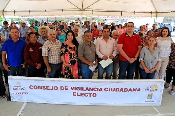 01 Gobierno Municipal asegura transparencia a través de Consejos de Vigilancia Ciudadana..JPG