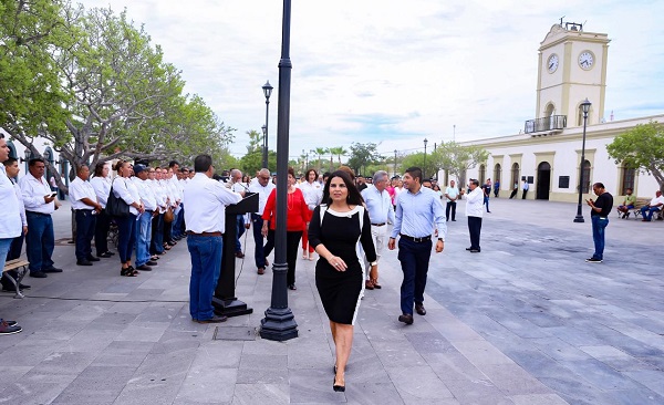 01 Refrenda alcaldesa Armida Castro compromiso de trabajar y construir una nueva y mejor historia para la ciudadanía de Los Cabos
