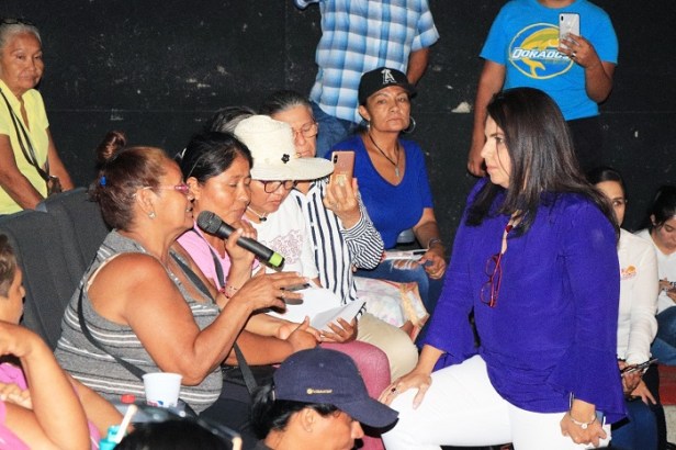 01 Sigue Armida Castro bucando certeza jurídica para los habitantes de la colonia Cactus .jpeg