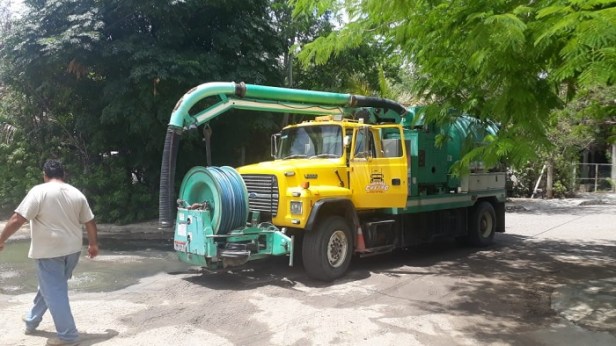 02 Plan de Contingencia en Miraflores permite el abasto de Agua Potable y prevención de derrames de aguas negras .jpeg