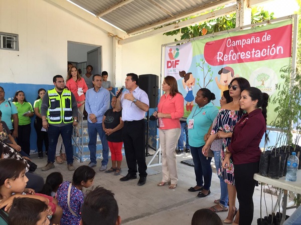 ARRANCA EL PROGRAMA UN ÁRBOL POR LA ESPERANZA EN CENTRO COMUNITARIO DIF LA PAZ 3