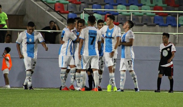 Gol de Fernando Moreno.JPG