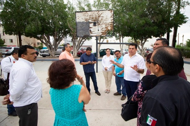 RECORRIDO POR COLONIAS DE LA PAZ 10