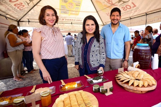 01 Gran Crecimiento y Desarrollo Económico Local en este Primer Año de Gobiern.jpeg