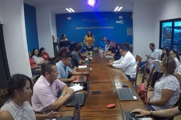 02 A Un Año de Gobierno, la XIII Administración ha logrado capacitar al 100% de los Enlaces en materia de Transparencia   .jpeg