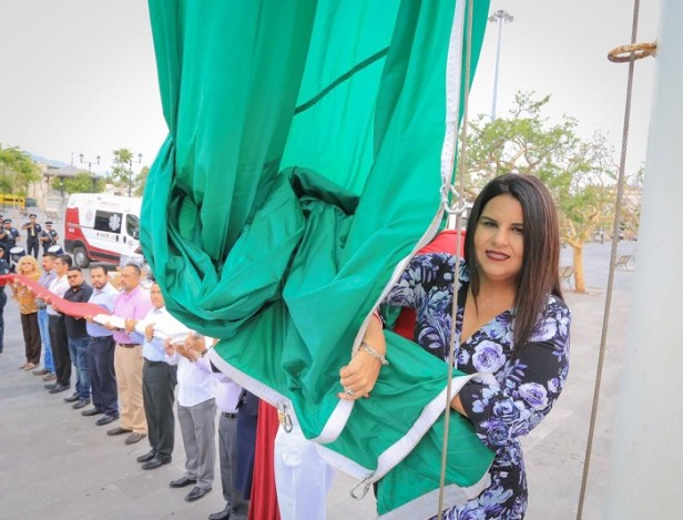 03 Clausura XIII Ayuntamiento actividades alusivas al Mes de la Patria,.jpeg