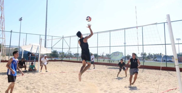 03-se-realizaron-las-eliminatorias-de-voleibol-de-playa-para-representar-a-los-cabos-en-la-etapa-estatal-.jpeg