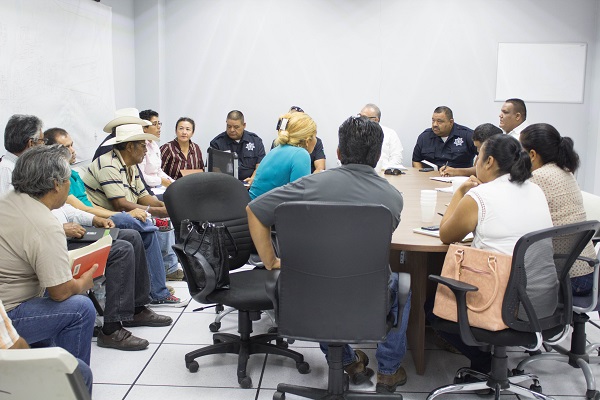 04 Gobierno Municipal y Sociedad Civil trabajan para combatir abigeato y tala ilegal en zona rural