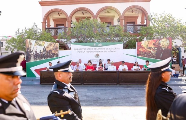_      3Con gran desfile celebran el Aniversario de Inicio de la Lucha por la Independencia de México en la cabecera municipal  4.jpeg