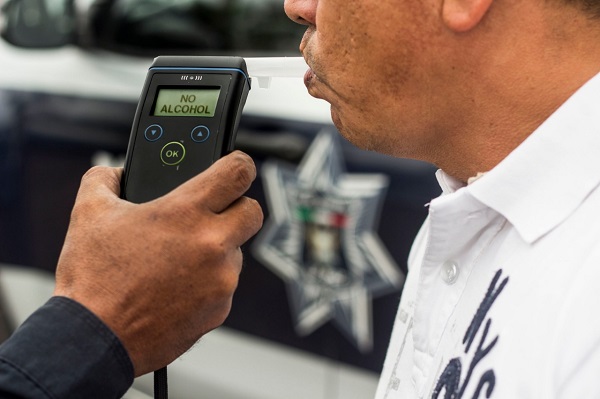 APLICACIÓN DE ALCOHOLIMETRO