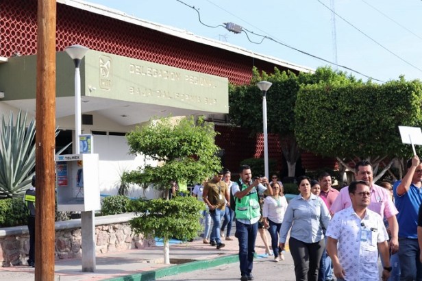SIMULACRO BOMBEROS LA PAZ (5).jpeg