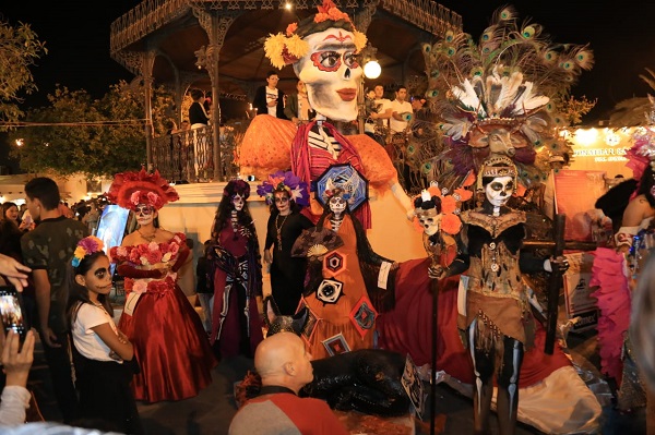 03 Con éxito se realiza Concurso de Catrinas en Centro Histórico de San José del Cabo