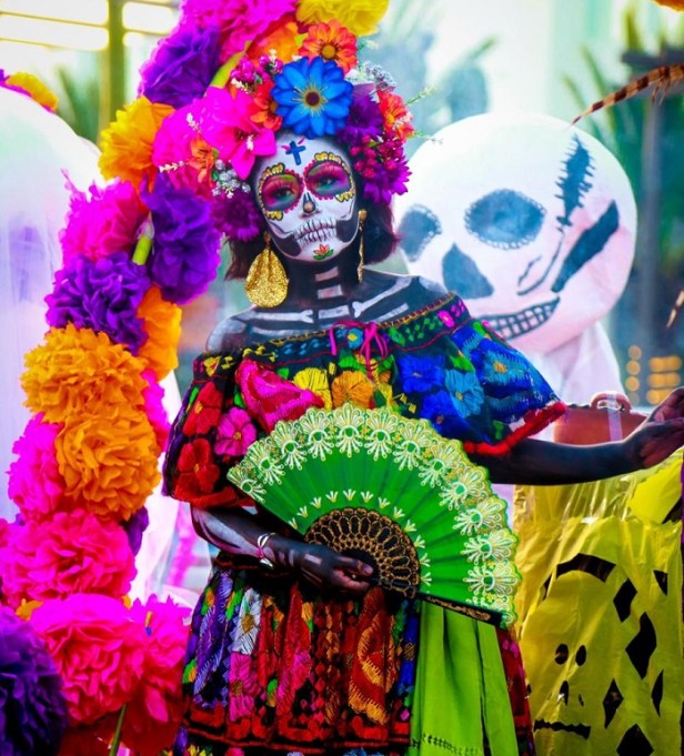 04 Tradición y color desfilan por las calles josefinas en Tercer Festival del Día de Muertos .jpeg