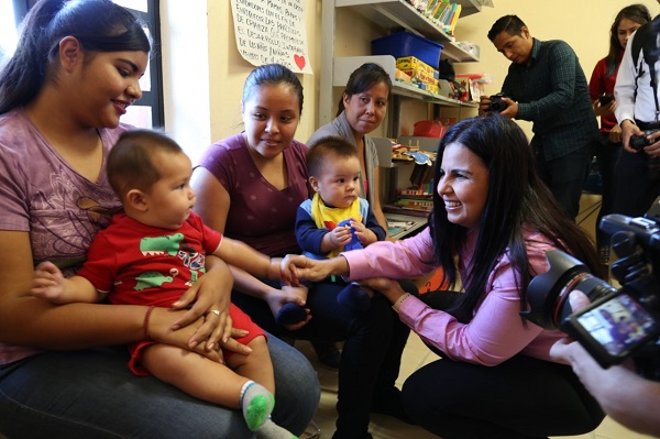 01 Todas las peticiones o demandas de la población serán atendidas Armida Castro 1