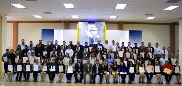 Titulación - (3).JPG