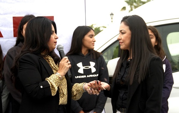 01 Entrega Armida Castro un vehículo y una cuatrimoto al INDEM 2