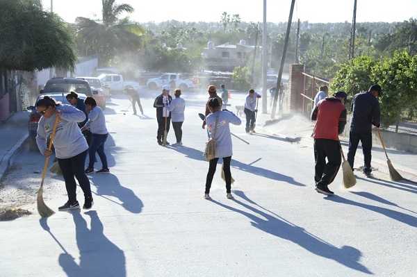 03 Más de 300 toneladas de basura se retiran de comunidades de San José del Cabo_ Servicios Públicos sigue trabajando en beneficio de la sociedad 3.jpg