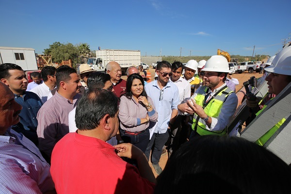 04 Gestionará Armida Castro más recursos para la avenida Nicolás Tamaral 1