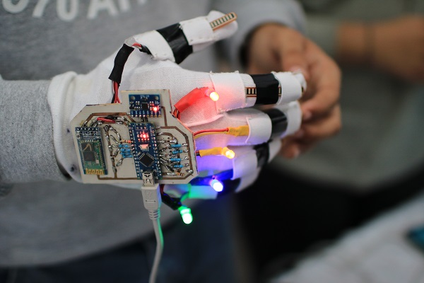 DILO-CON-SEÑAS- (1)