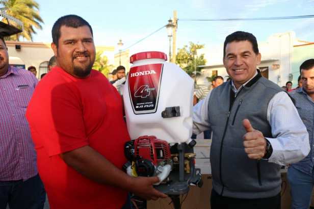 ENTREGA EQUIPOS AGROPECUARIOS EN TODOS SANTOS (1)