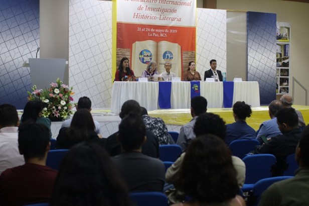 Nota-Encuentro-de-Investigación-Histórico-Literaria (2)