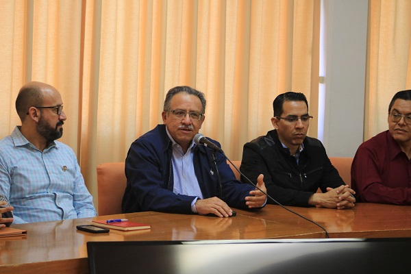 Reunión-Rector-con-Directivos- (3)